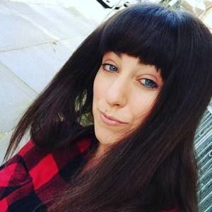 Meet your Posher, Mara